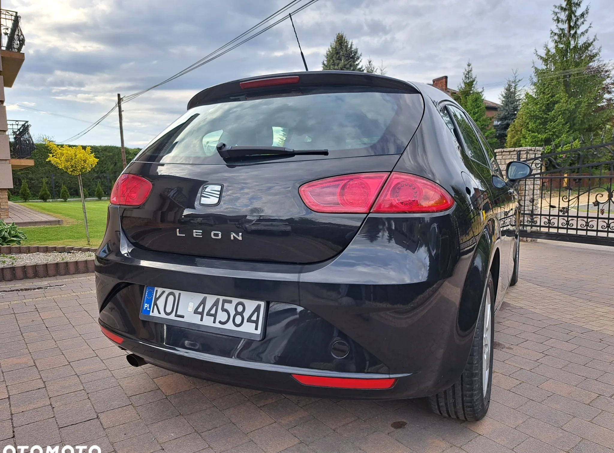 Seat Leon cena 18900 przebieg: 180000, rok produkcji 2009 z Wolbrom małe 211
